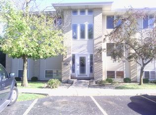 2024 Manico Ct UNIT 101, Crest Hill, IL 60403