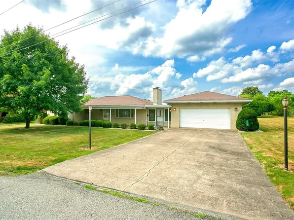 29 Maple Dr, Delmont, PA 15626