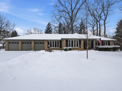 6325 Kings Pointe Rd, Grand Blanc, MI, 48439