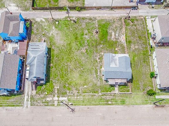 2nd image of 4119 Sealy St