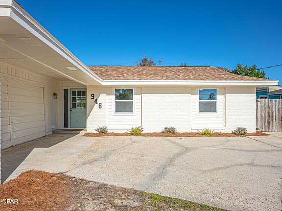 4th image of 946 Rosemont Dr