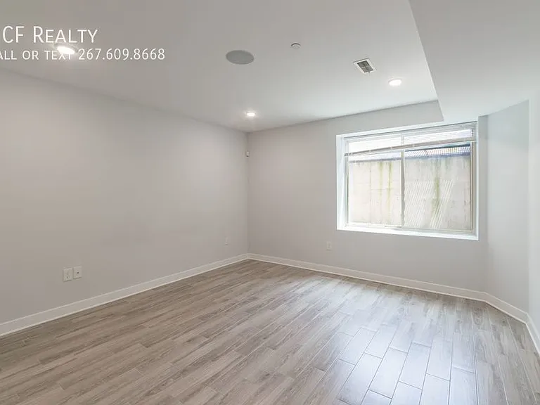 1755 N Marshall St #A — Photo 22
