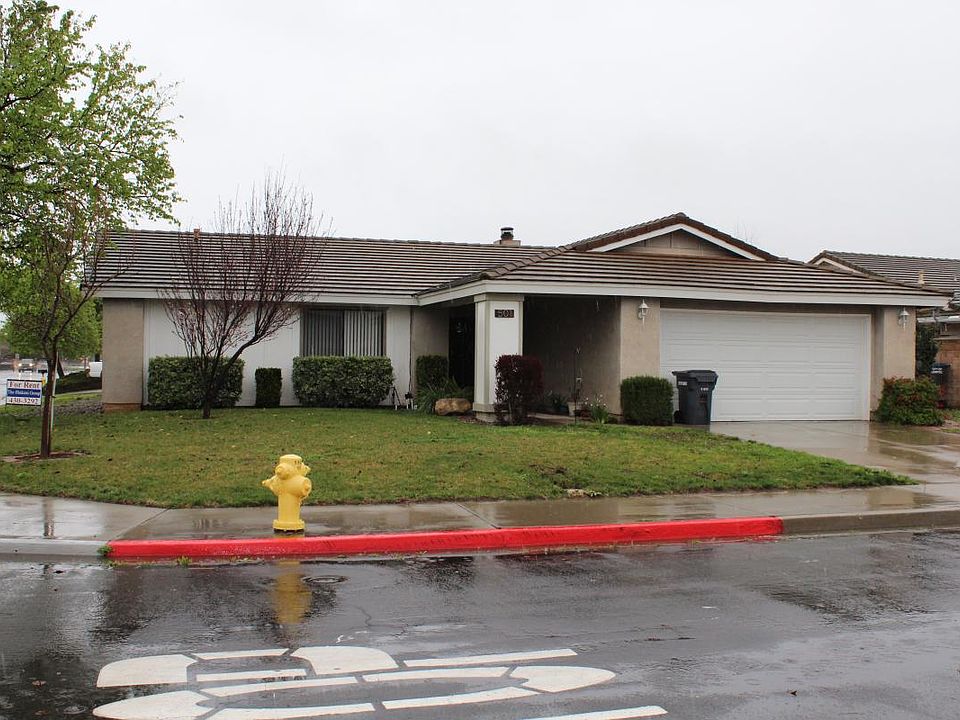 1st image of 501 E Birch Ave