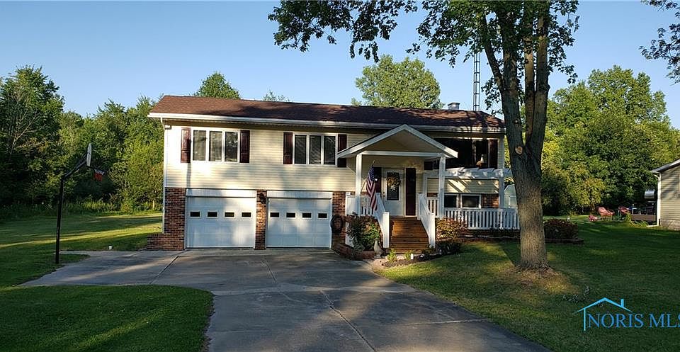 1st image of 91 Lake Holiday Ln