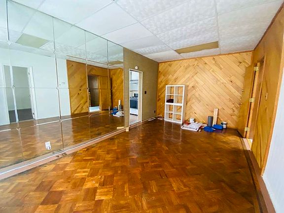 2nd image of 58-09 Woodside Ave #2