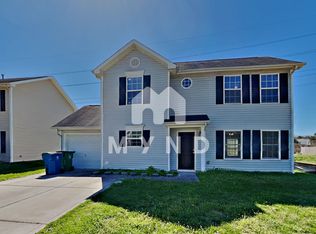 6941 Wandering Creek Dr, Charlotte, NC 28216