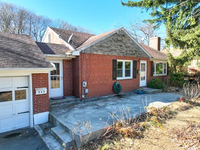 243 Matianuck Avenue, Windsor, CT, 06095