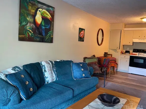 3208 Redwood Ln APT F, Gulf Breeze, FL 32563