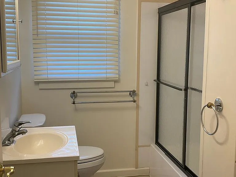 3003 Pennwood Rd — Photo 12