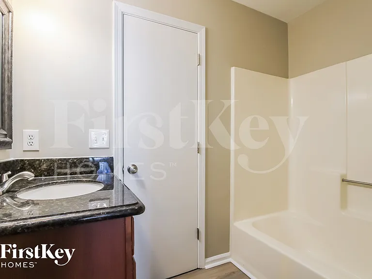 130 Whisperwood Ln NW — Photo 12