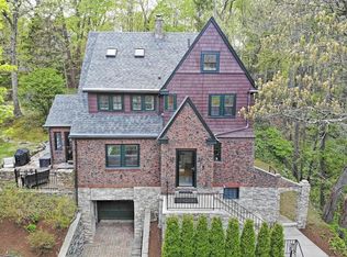 41 Walden St, Newton, MA 02460