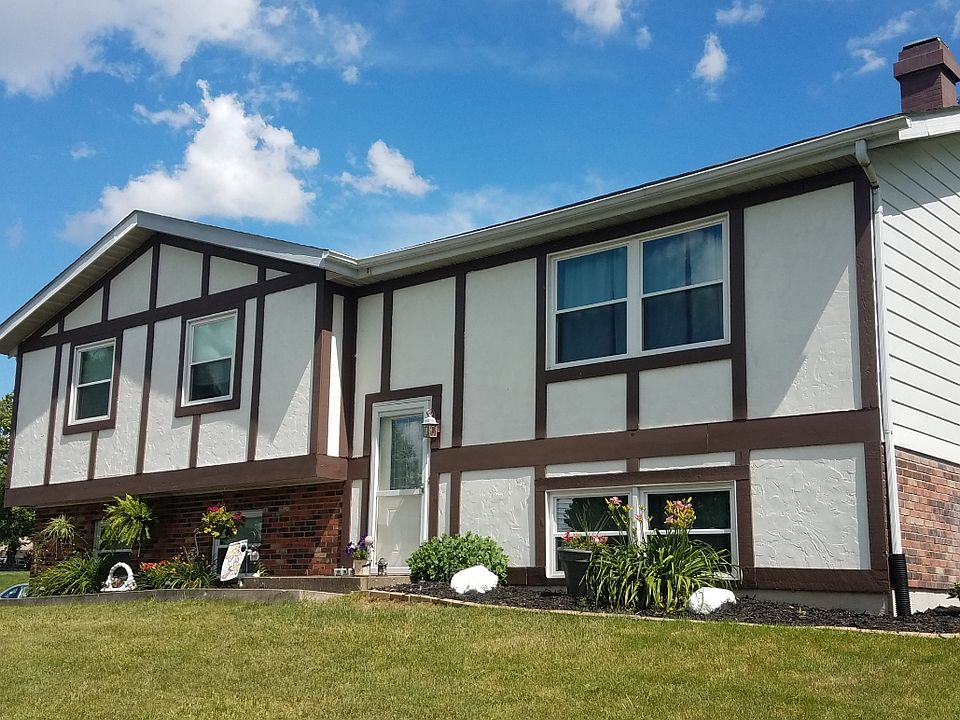 1st image of 326 Pheasant Run Dr