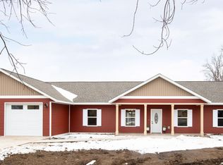 422 Maple St, Lowry, MN 56349