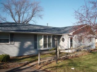 2415 Essington Rd, Joliet, IL 60435