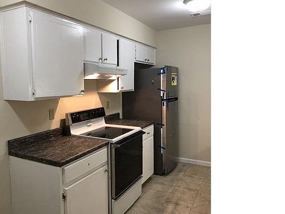 2nd image of 3213 Herbert Dr
