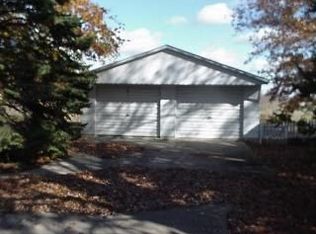 8721 NW Old Stagecoach Rd, Kansas City, MO 64154