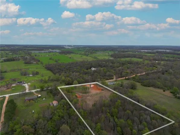 18983 Old Springtown Rd, Gentry, AR 72734