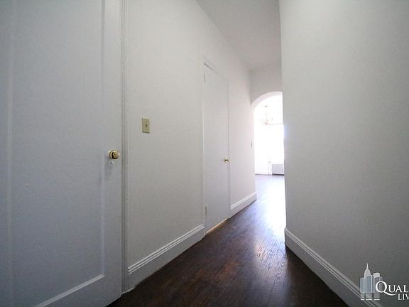5th image of 335 W 19th St APT D7