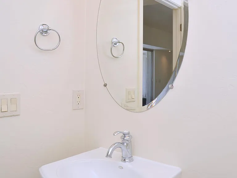 12866 N High Hawk Dr — Photo 34