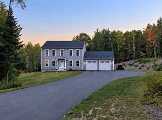 7 Flagship Ln, Windham, ME 04062