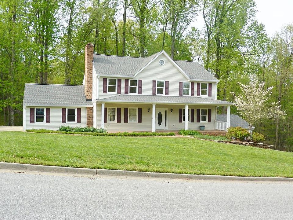 1st image of 349 Oak Creek Dr