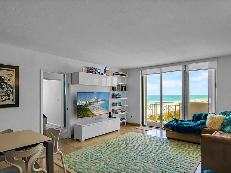 5825 Collins Ave #10G — Photo 15