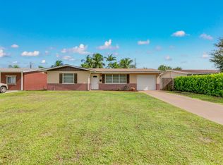 310 Camellia St, Palm Beach Gardens, FL 33410