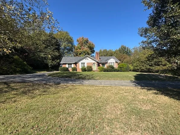 330 Jackson St, Newnan, GA 30263