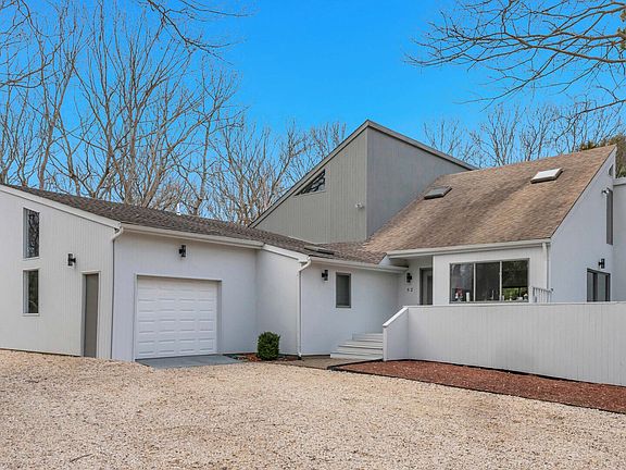 5th image of 52 Jonathan Dr