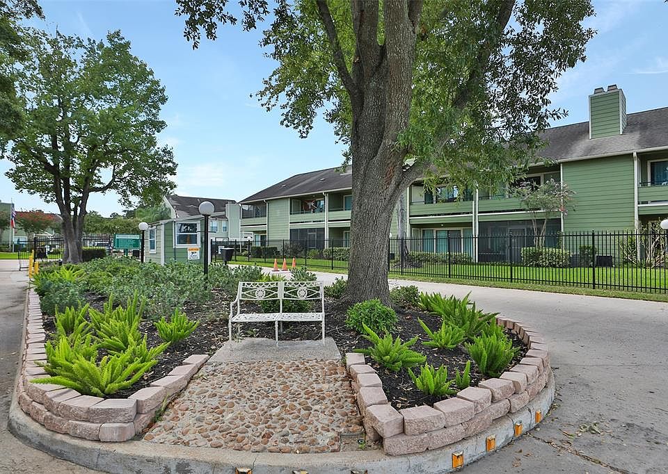 1st image of 14777 Wunderlich Dr APT 303