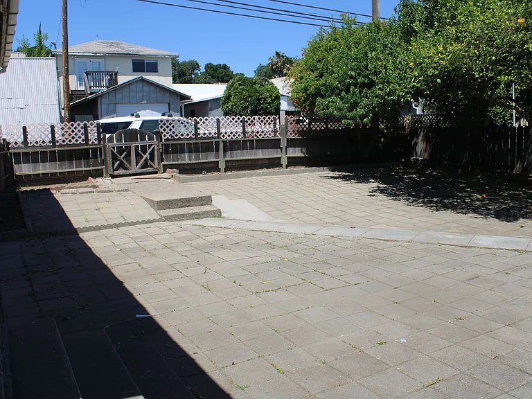 608 Union St — Photo 27