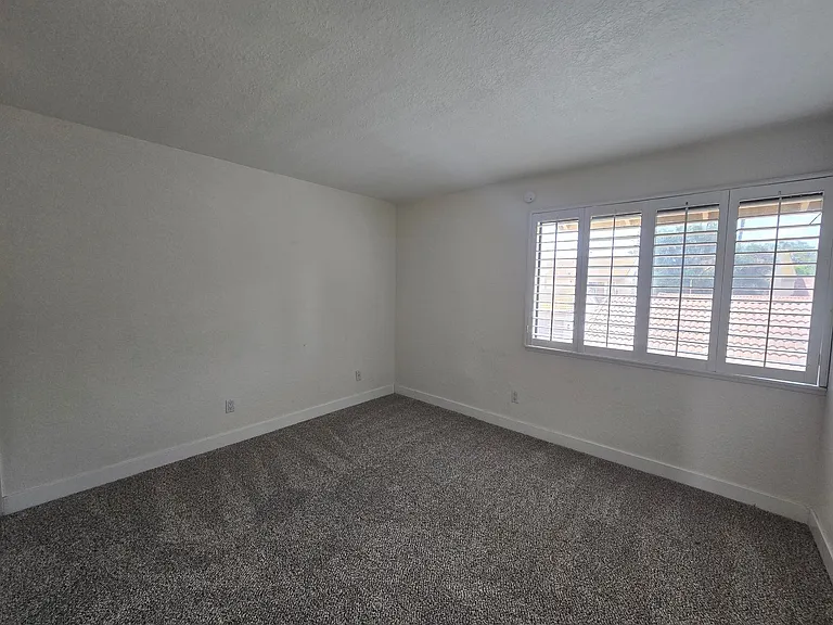 7061 Seville Way — Photo 14