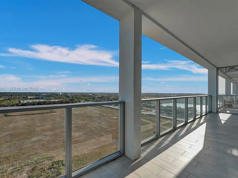 2000 Metropica Way #1408 — Photo 44