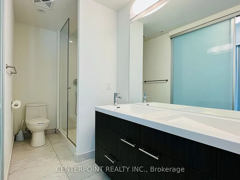 199 Richmond St W #2803 — Photo 8