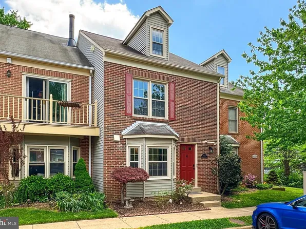 7527 Chrisland Cv, Falls Church, VA 22042