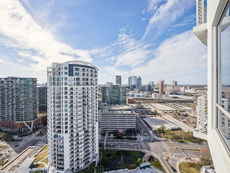 1209 E Cumberland Ave #2601 — Photo 40
