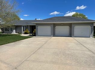 681 S 32nd Ave, Columbus, NE 68601