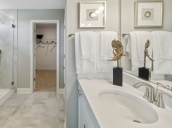 2nd image of 9670 Weltzien St
