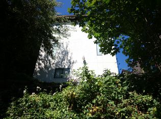 3032 SW Avalon Way, Seattle, WA 98126