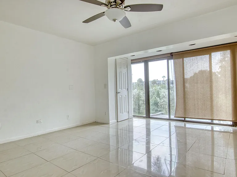 4360 Fountains Dr #4360 — Photo 23