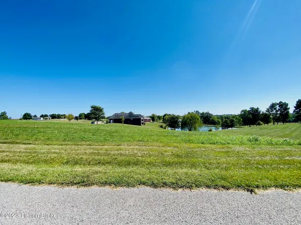 19 Mary Todd Dr, Springfield, KY 40069