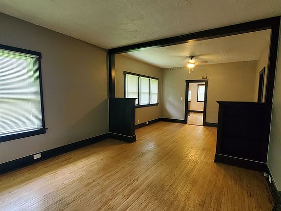 3rd image of 1427 N 21st St
