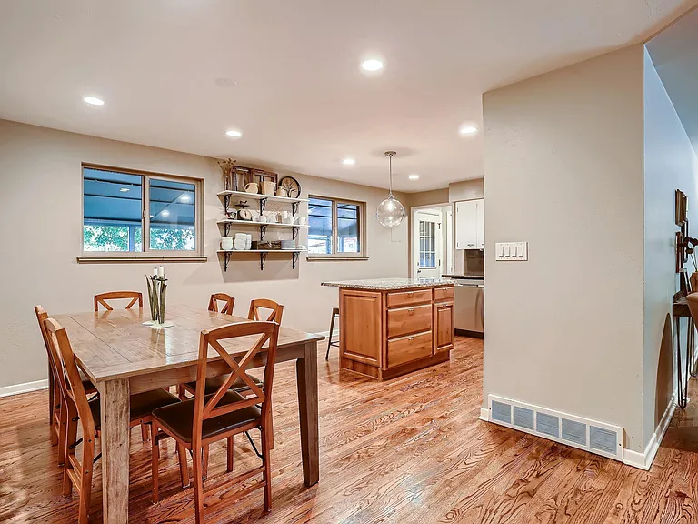 5495 S Lakeview St — Photo 16