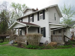 1200 Murray Ave, Akron, OH 44310