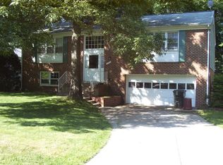 2495 Freetown Dr, Reston, VA 20191