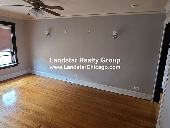 3rd image of 4023 W Melrose St #S3