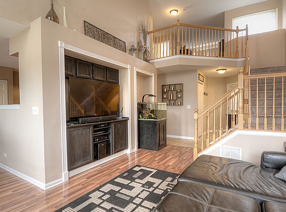 3rd image of 1124 Lillian Ln