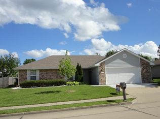 3616 Lupine Dr, Columbia, MO 65201