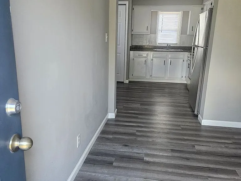 408 Troy Rd #C — Photo 7