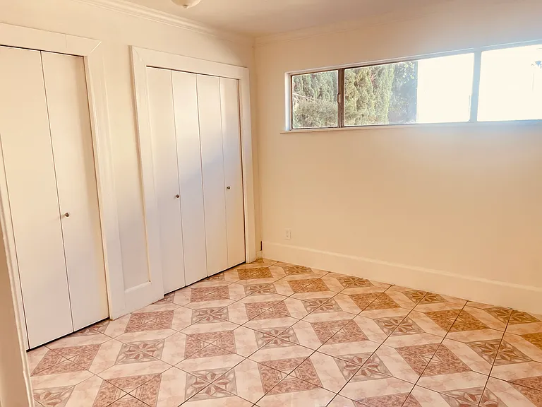 7826 Laurel Canyon Blvd #5 — Photo 8